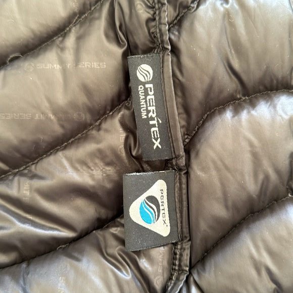 Black North Face Summit Series Puffer Down Vest Size S - Picture 7 of 7